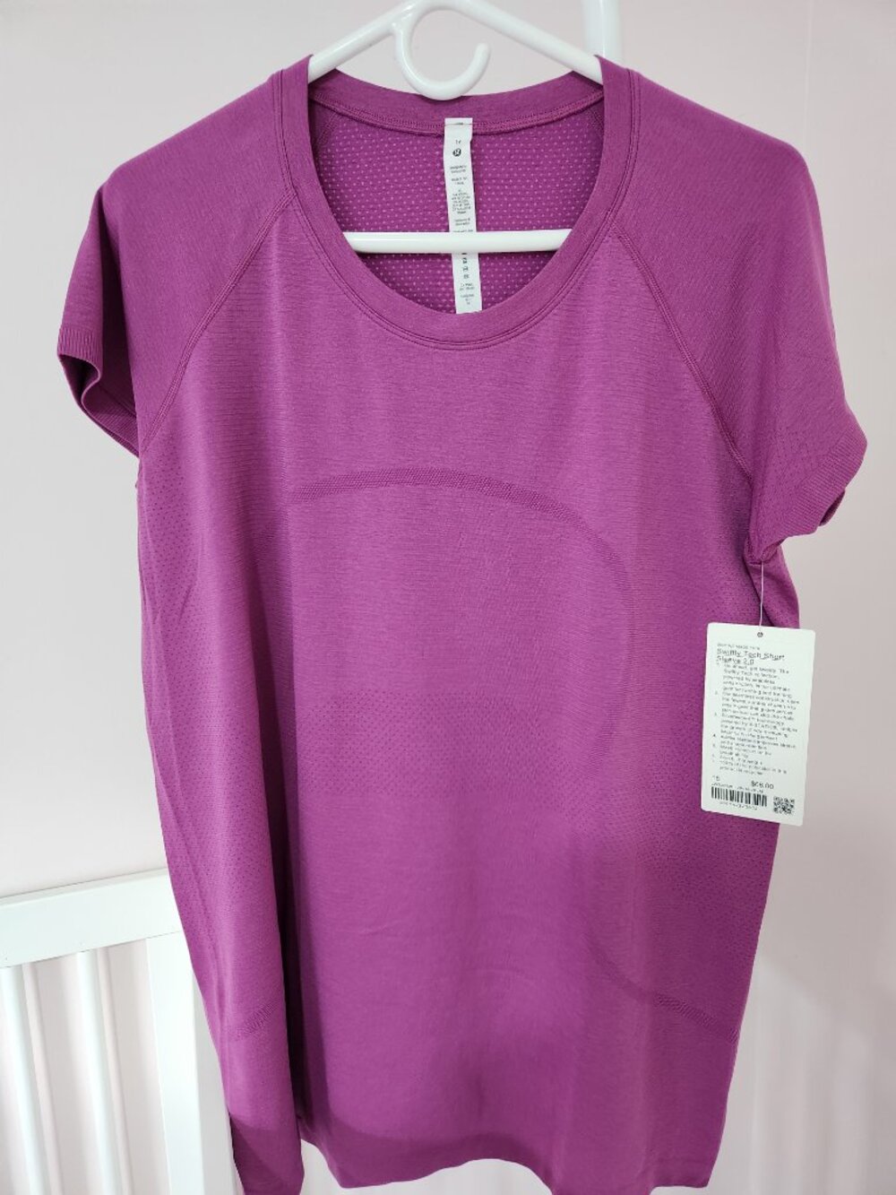 Lululemon swiftly tech short sleeve 2.0 NWT size 16 - Picture 3 of 5